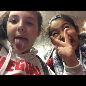 Meet your Posher, Isabel